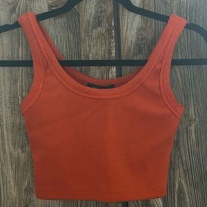 Signature8 orange cropped ribbed tank top in size small